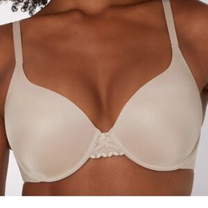 Maidenform Dreamwire Push-Up Bra Size 40C Convertible Straps Nude New With Tags